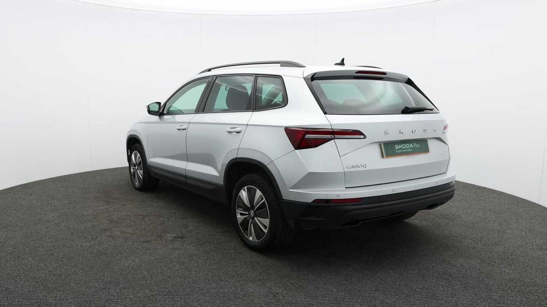 SKODA Karoq 2.0 TDI SE Drive SUV 5dr Diesel DSG Euro 6 (s/s) (116 ps)