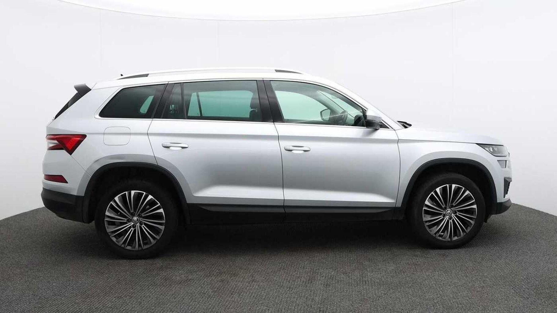 SKODA Kodiaq 1.5 TSI ACT SE L Exec SUV 5dr Petrol DSG Euro 6 (7 Seat)