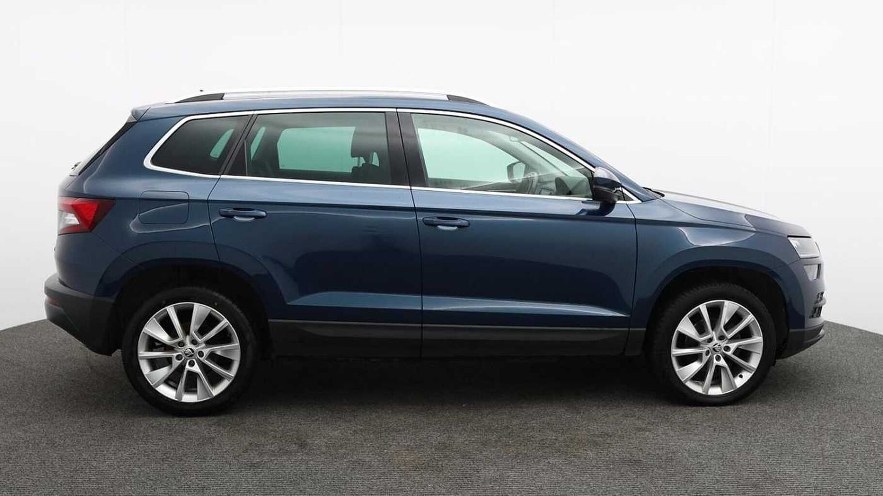 SKODA Karoq 1.6 TDI SE L SUV 5dr Diesel DSG Euro 6 (s/s) (115 ps)