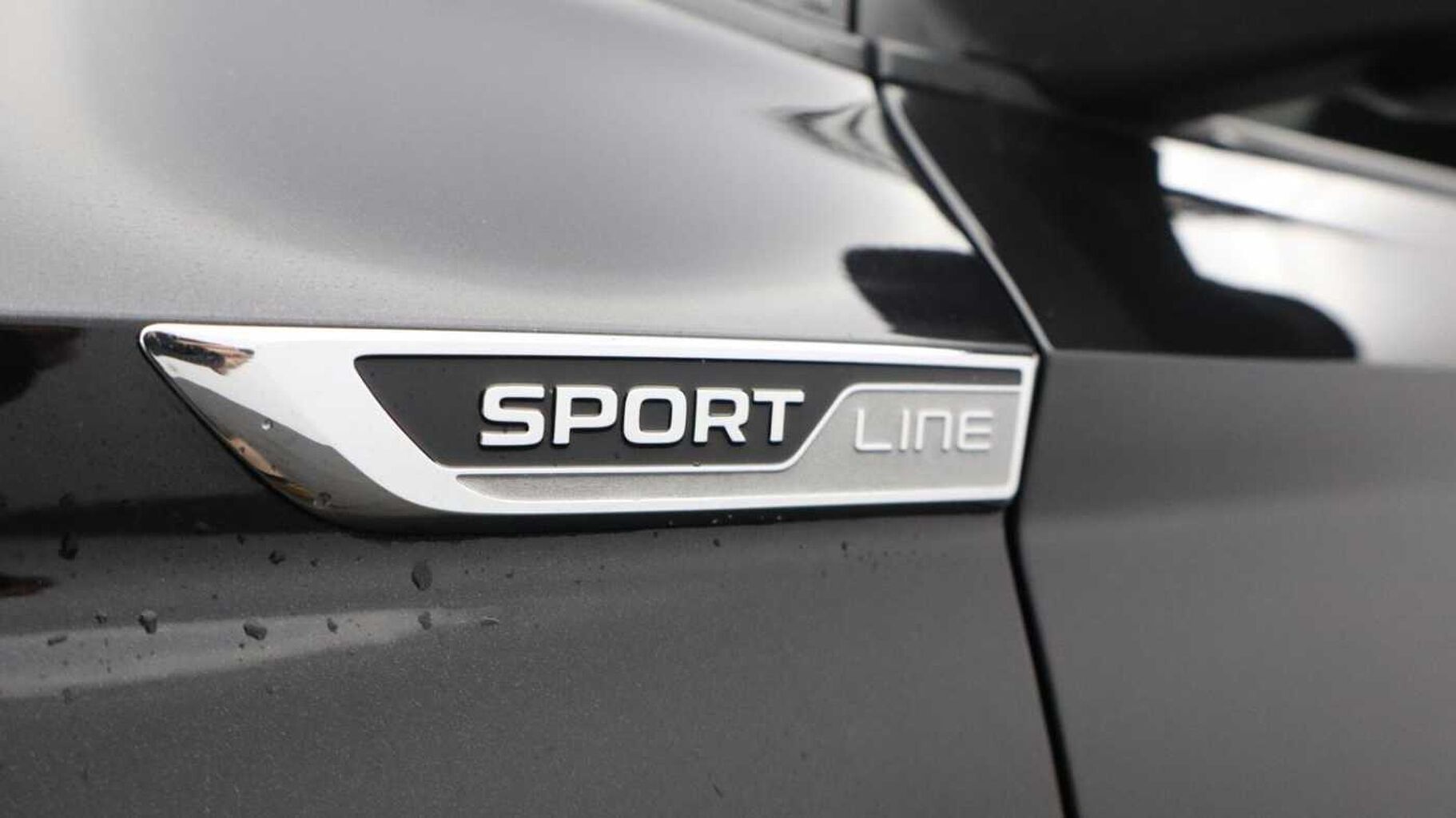 SKODA Karoq 1.5 TSI ACT SportLine SUV 5dr Petrol DSG Euro 6 (s/s) (150 ps)