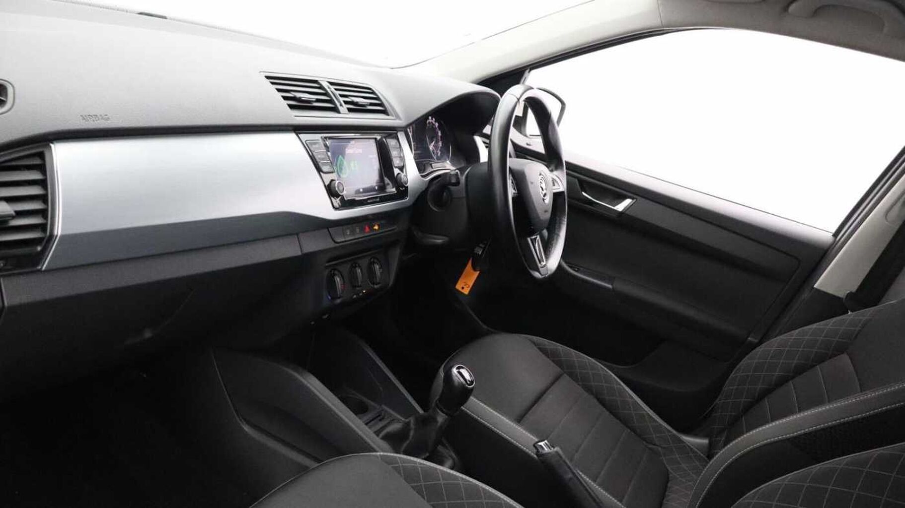 SKODA Fabia 1.0 SE Hatchback 5dr Petrol Manual Euro 6 (s/s) (75 ps)