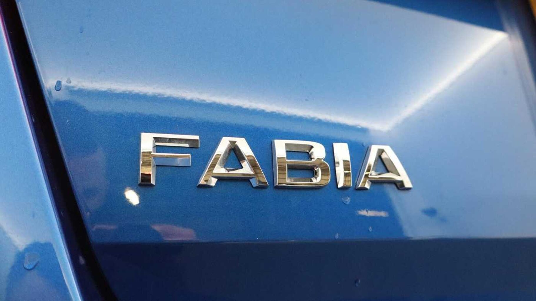 SKODA Fabia 1.0 TSI Design Edition Hatchback 5dr Petrol Manual Euro 6 (s/s) (116 ps)