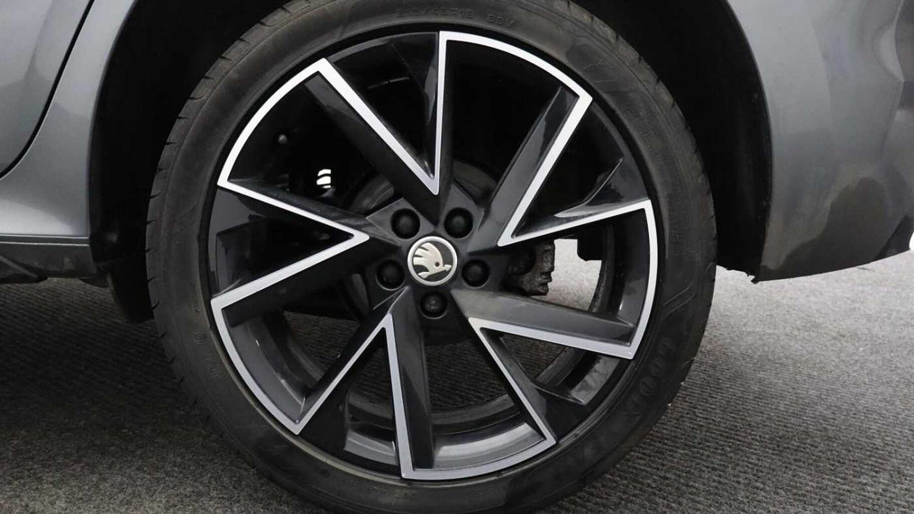 SKODA Kamiq 1.0 TSI Monte Carlo SUV 5dr Petrol Manual Euro 6 (s/s) (110 ps)