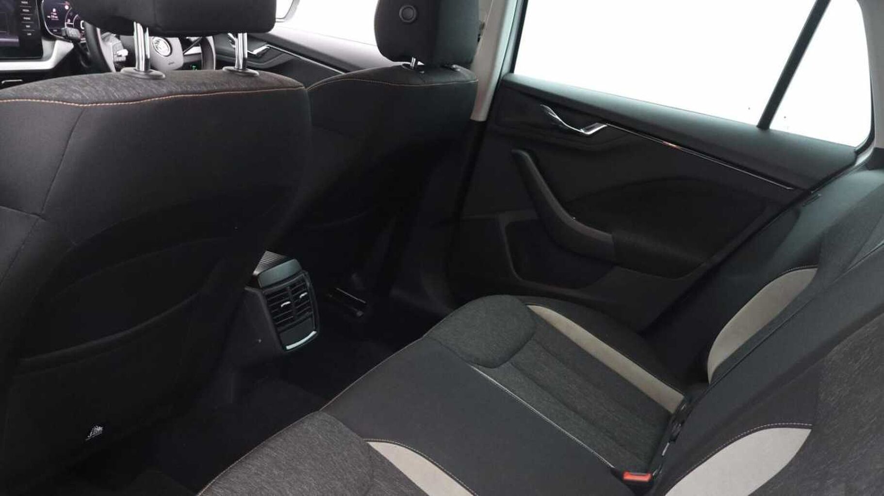 SKODA Kamiq 1.5 TSI ACT SE L SUV 5dr Petrol Manual Euro 6 (s/s) (150 ps)