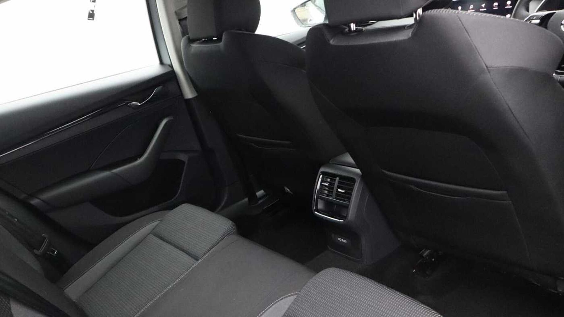 SKODA Octavia 1.4 TSI iV 13kWh SE Technology Hatchback 5dr Petrol Plug-in Hybrid DSG Euro 6 (s