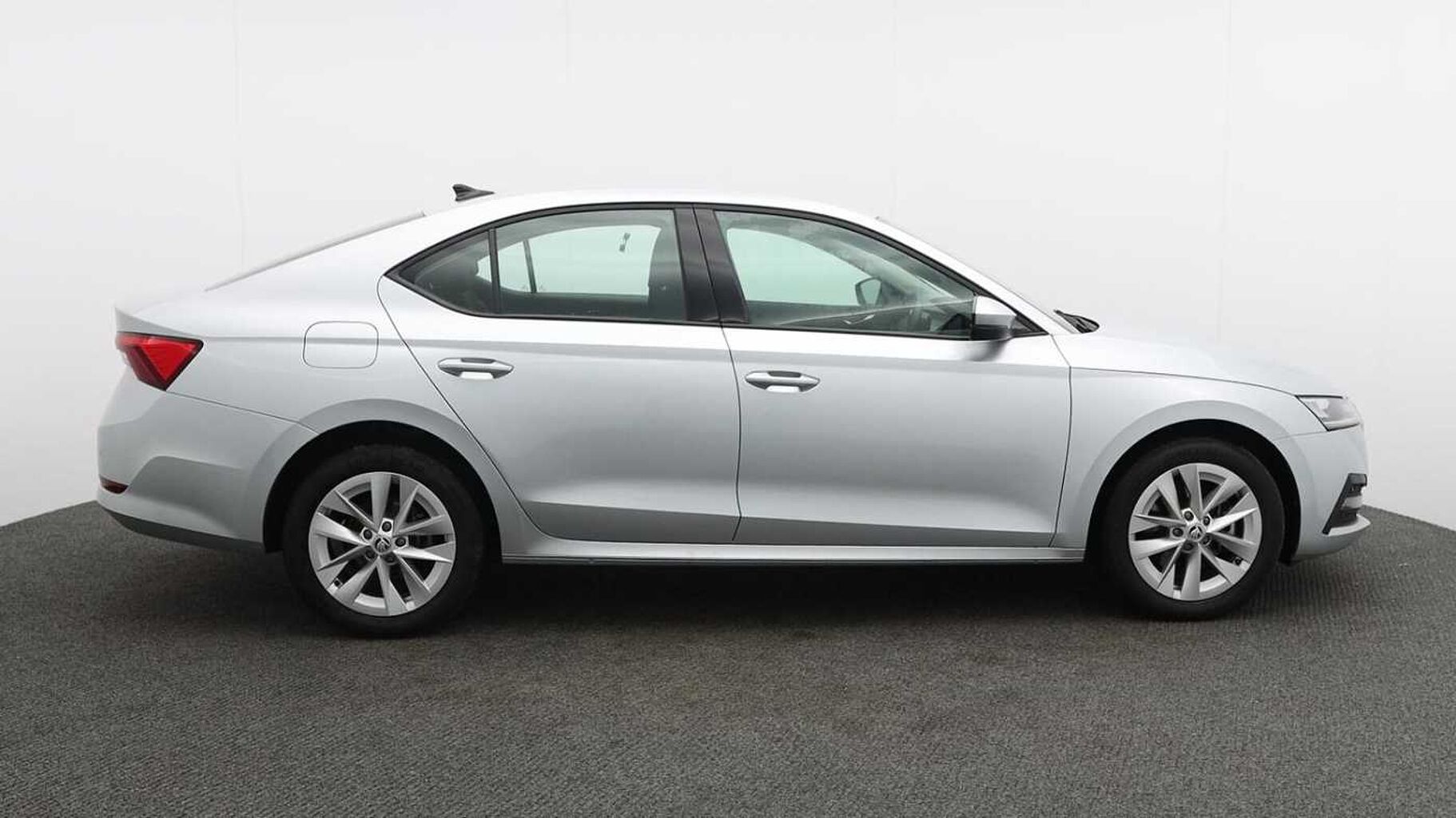 SKODA Octavia 1.4 TSI iV 13kWh SE Technology Hatchback 5dr Petrol Plug-in Hybrid DSG Euro 6 (s
