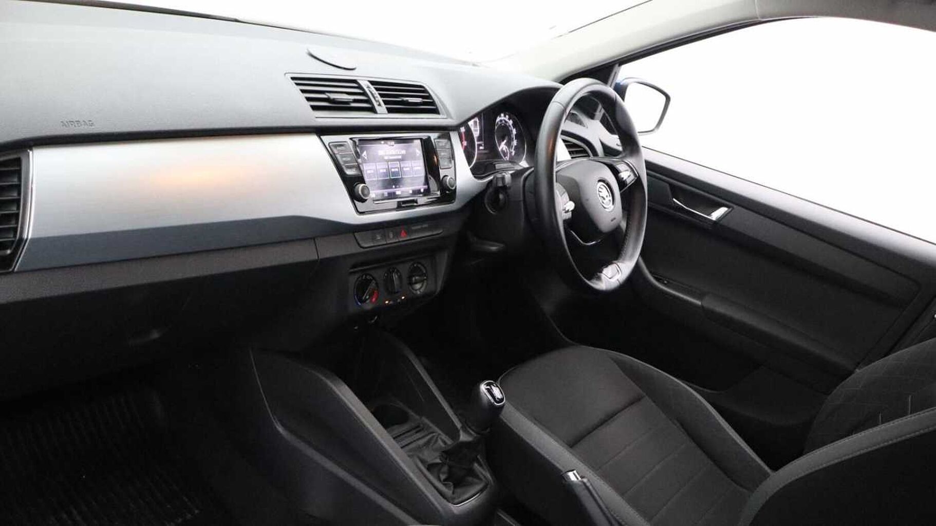 SKODA Fabia 1.0 SE Hatchback 5dr Petrol Manual Euro 6 (s/s) (60 ps)